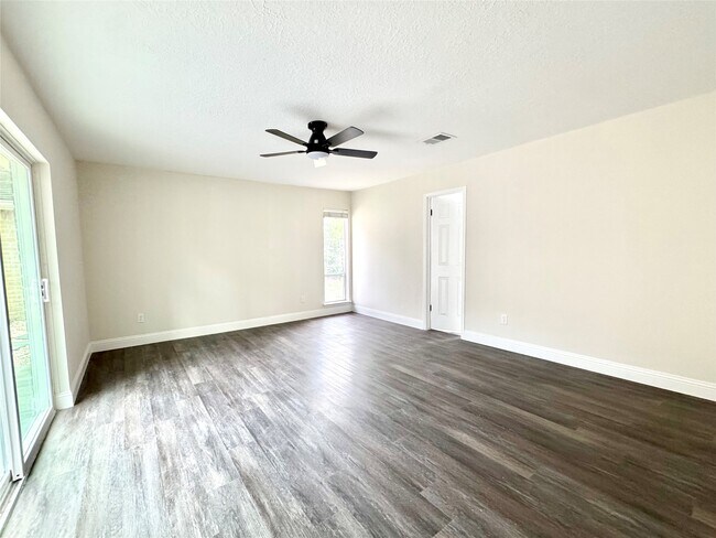 Building Photo - 14307 Piping Rock Ln