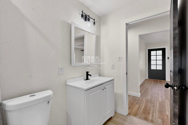 Building Photo - Single Story 3-Bedroom Home in McKinney Av...