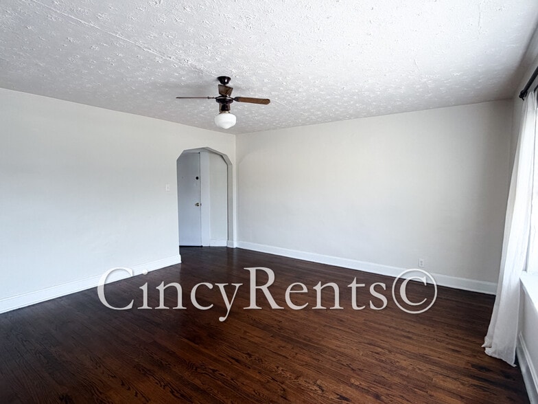 Building Photo - 3540 Columbia Pky