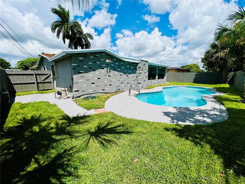 Building Photo - 3962 NW 36th Way