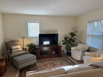 Building Photo - 1761 St Joseph St