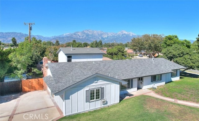 Building Photo - 340 W Caroline Ct