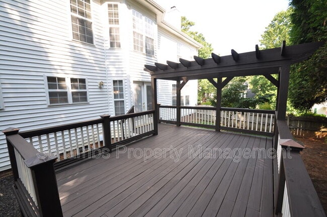 Building Photo - 2307 Fordcrest Dr