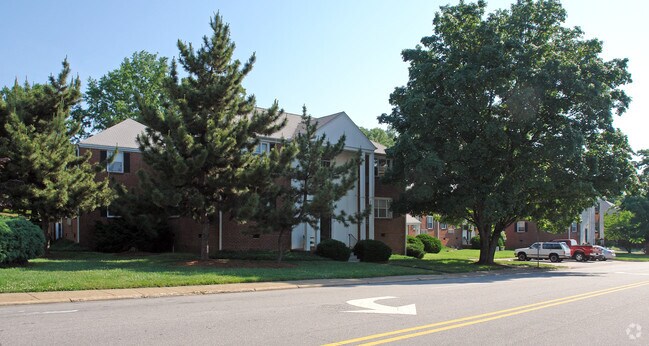 Building Photo - Smallwood Apartments