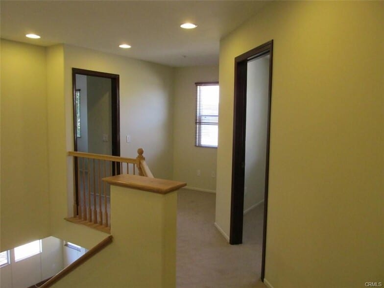 Building Photo - 33570 Emerson Way