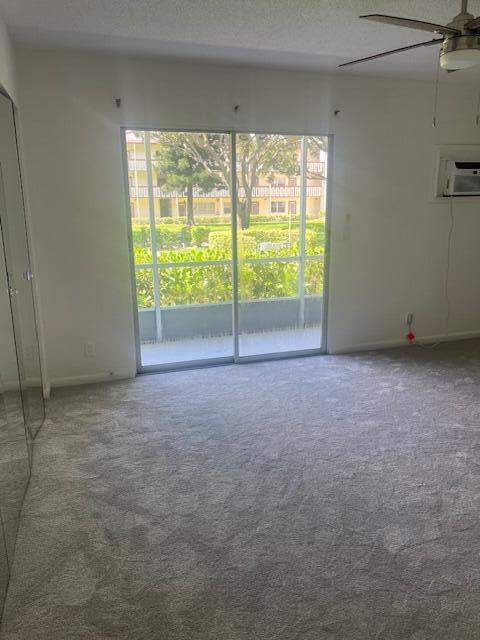 Building Photo - 90 Mansfield C