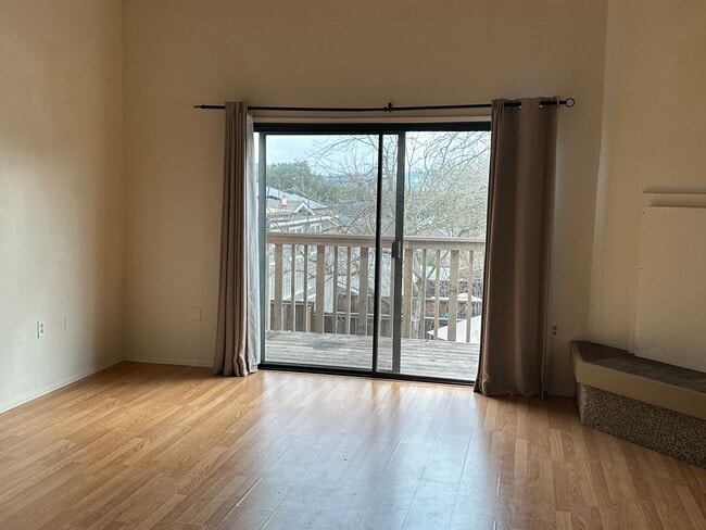 Building Photo - 1316 Chestnut St