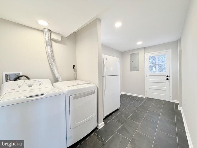 Building Photo - 5307 Kepler Ln