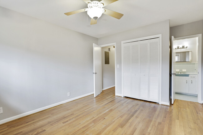 Bedroom 1 - 609 Kimberly Ln NE