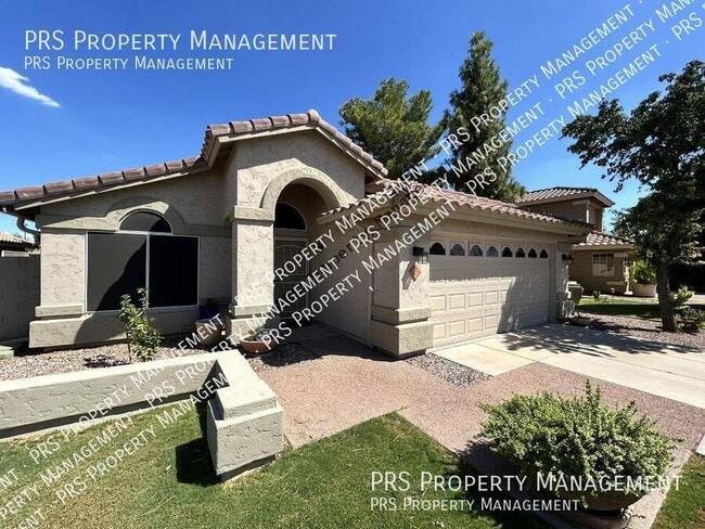 Building Photo - 855 N Quail Ln