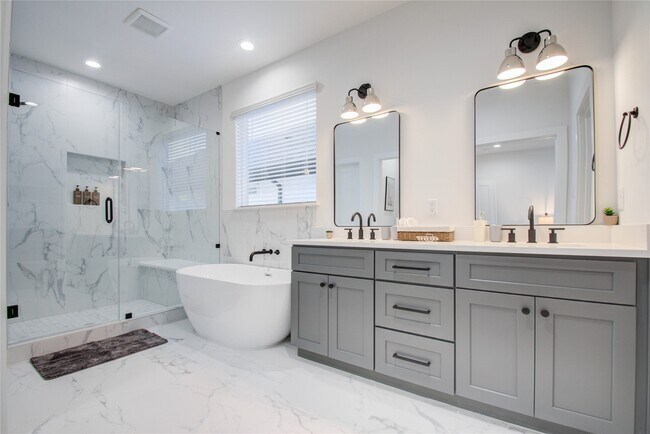 Building Photo - 4109 Hare St