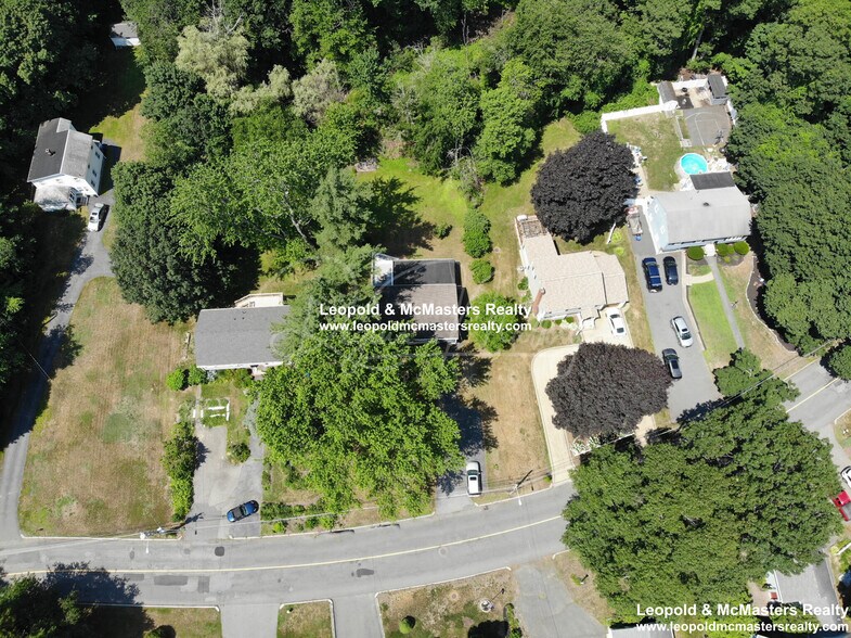 Building Photo - 330 Swains Pond Ave