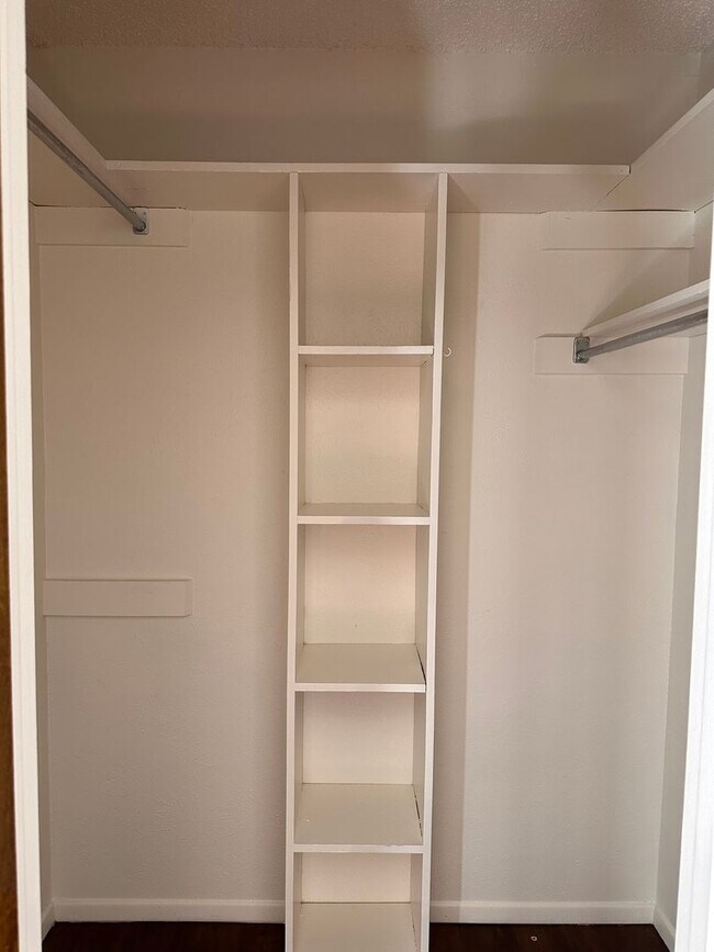 Building Photo - 3 Bedroom 2 Bath 2 Car Garage in Arlington - Excellent Location