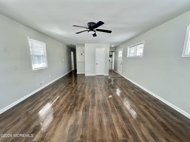 Building Photo - 80 Larkin Pl