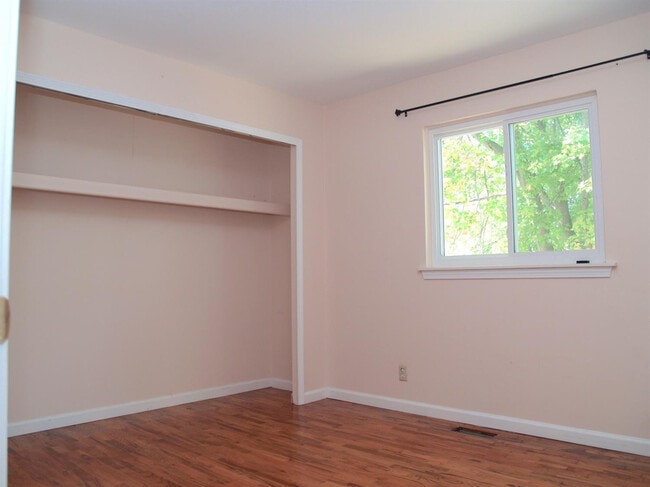 Building Photo - 2339 Pontiac Trail