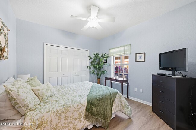 Building Photo - 135 Calle el Jardin