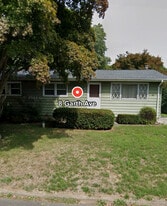 Building Photo - 8 Garth Ave