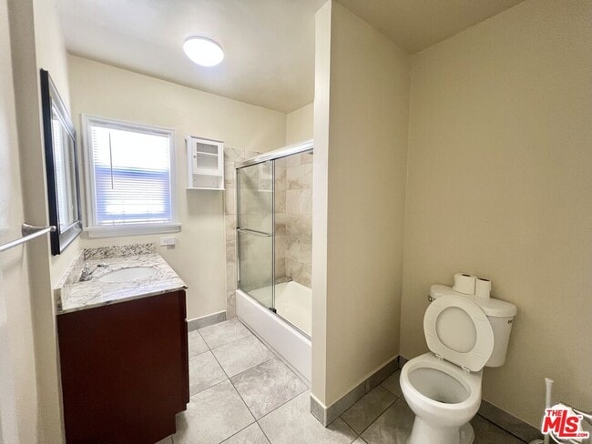 Building Photo - 149 S Gramercy Pl