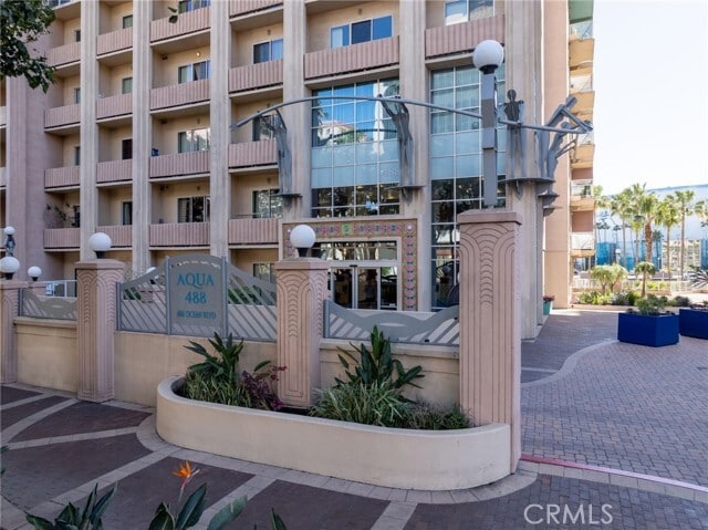 Building Photo - 488 E Ocean Blvd