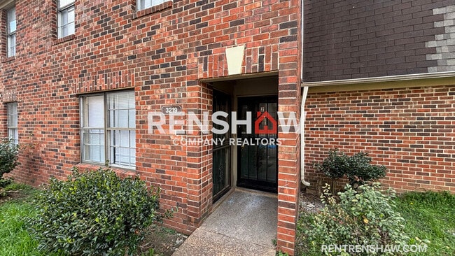 Building Photo - 3219 13 Colony Mall