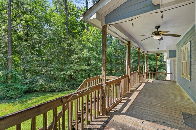 Building Photo - 710 Woodcreek Ct