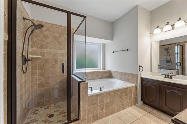 Building Photo - 10713 Alexandria Dr