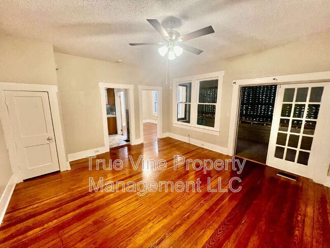 Building Photo - 253 Post Ave