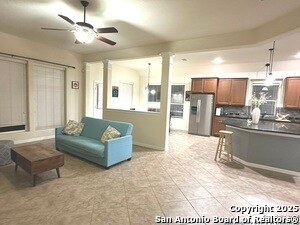 Building Photo - 1902 Estonia Cove