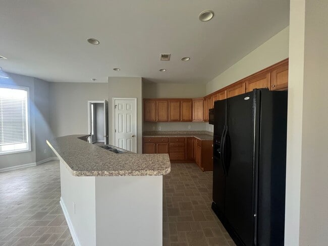 Building Photo - WOODBURY @ PALMETTO POINTE
