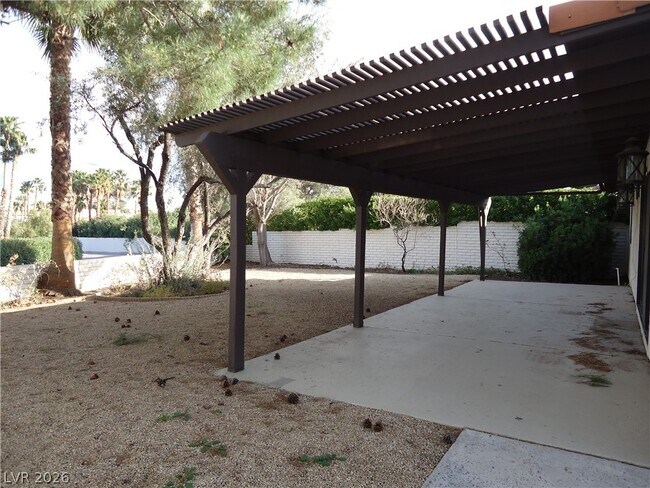 Building Photo - 2313 Cll De Nuevo