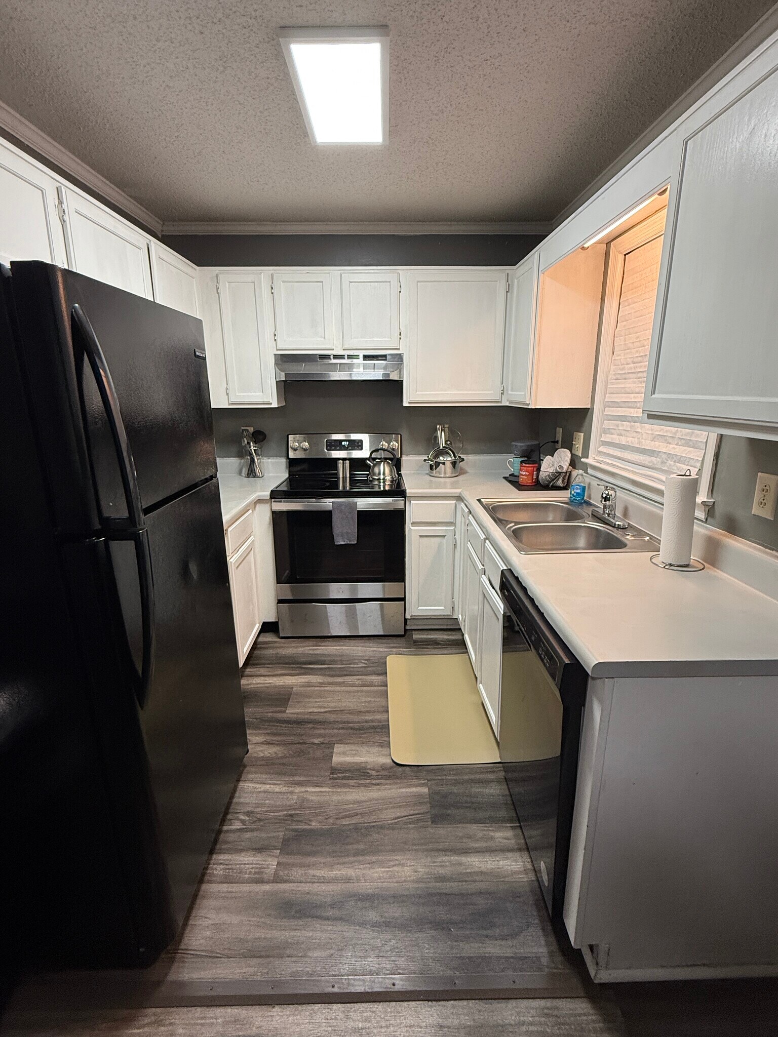 Kitchen - 4388 Barrington Pl
