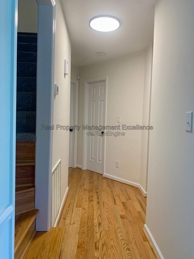 Building Photo - 5900 Swales Way