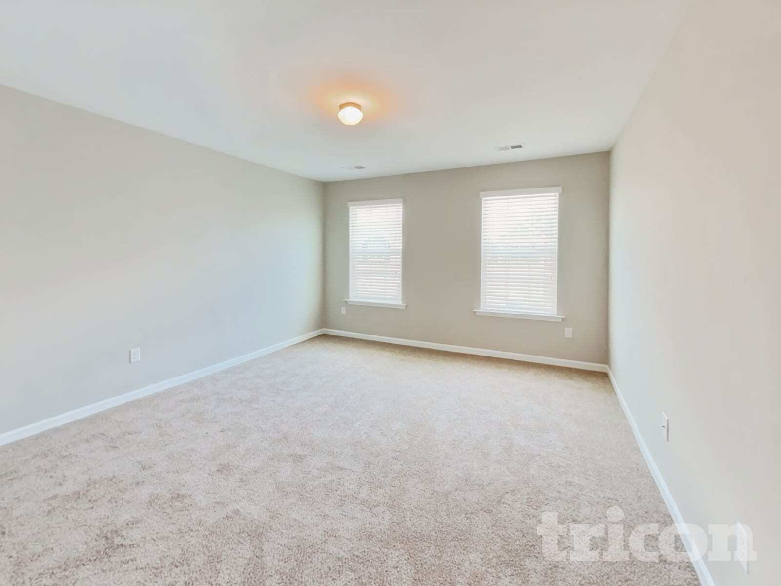 Building Photo - 162 Eventine Way
