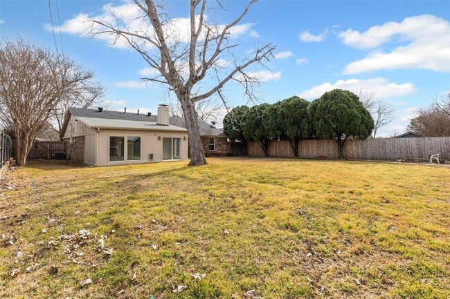 Building Photo - 1605 Morningside Dr