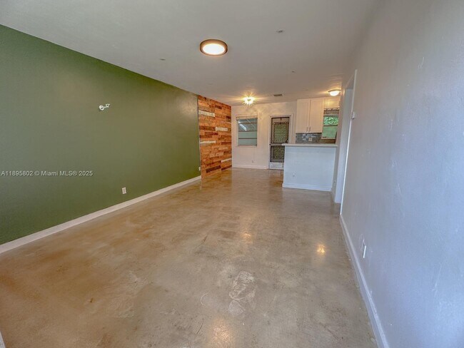 Building Photo - 2222 Jackson St
