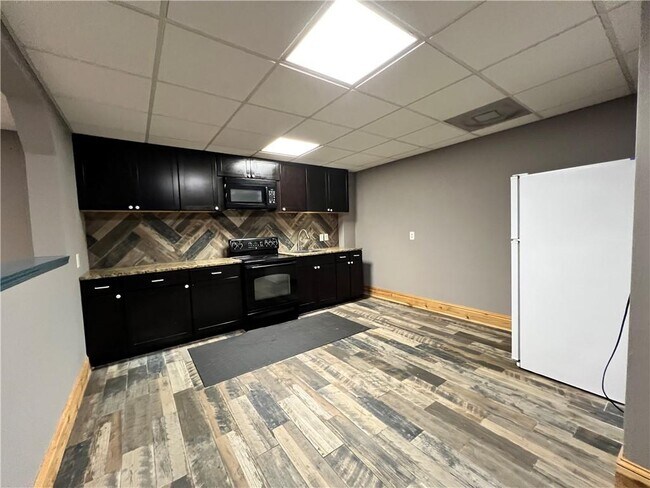 Building Photo - 5035 Hamptons Club Dr