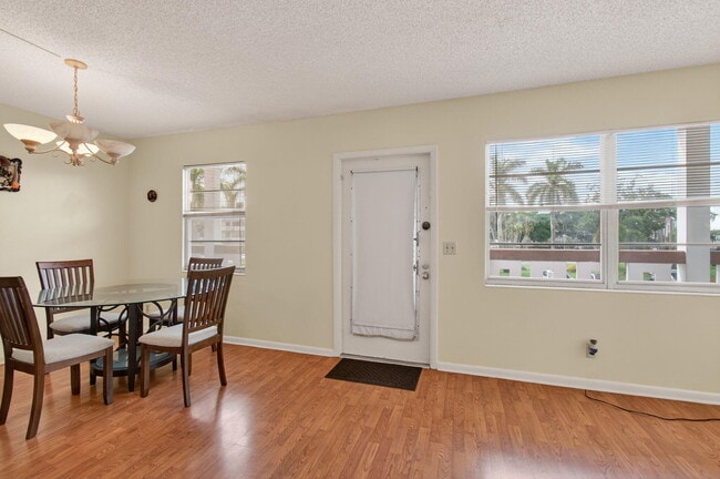 Building Photo - 2015 Cornwall A