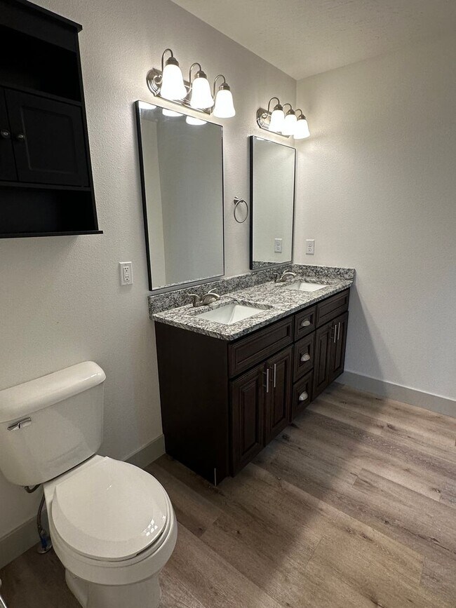 Building Photo - Now LEASING in Summit Pass! Available May 18, 2026!