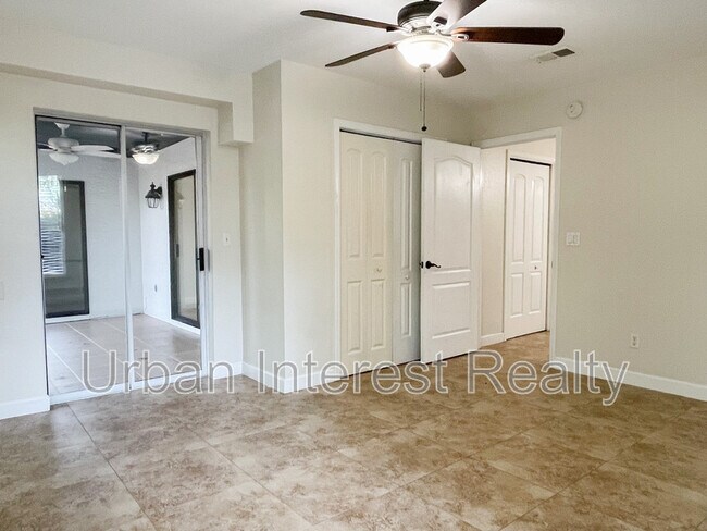 Building Photo - 505 Beach Dr
