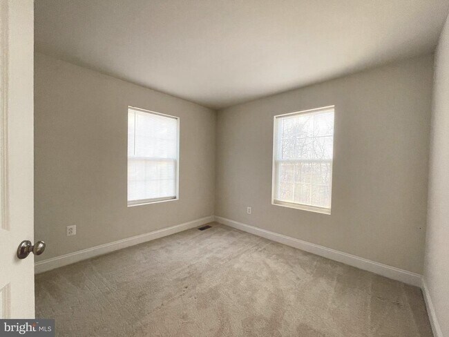 Building Photo - 3659 Duckhorn Way