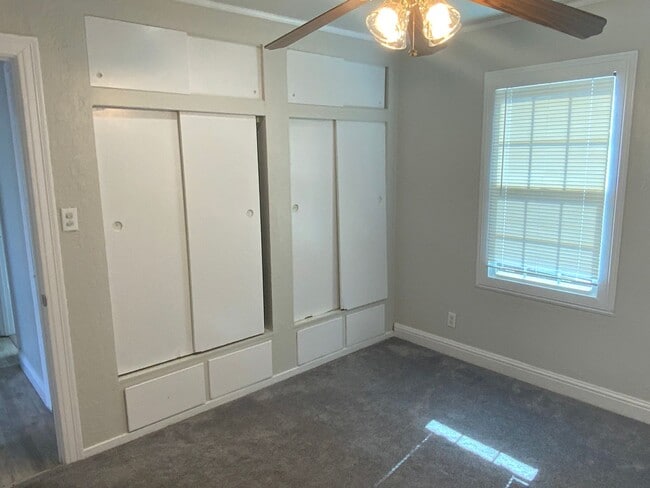 Building Photo - Beautiful Rodeo 2 bedroom 1 bath