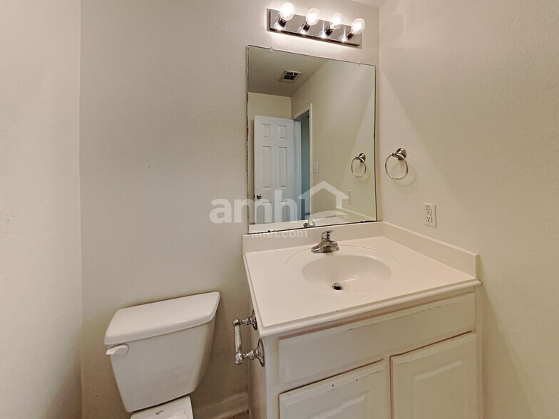 Building Photo - 28902 Llano River Loop