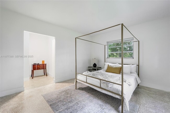 Building Photo - 6445 SW 46th Terrace