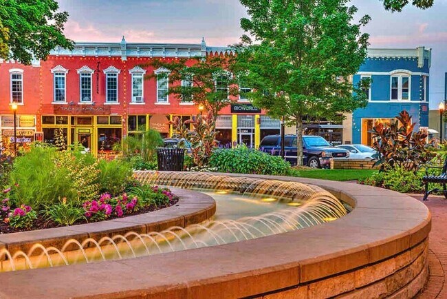 Building Photo - 406 NW Retreat Ln