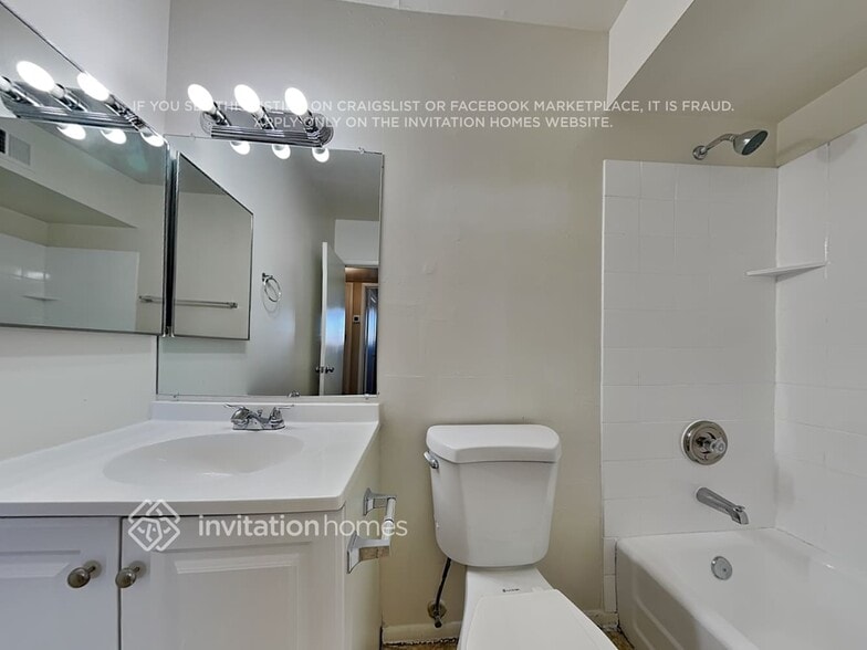 Building Photo - 1355 W 6th Ave