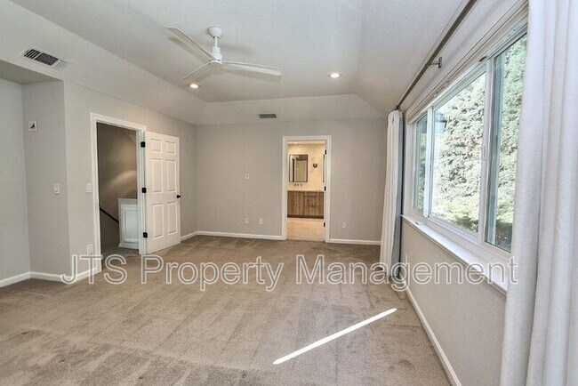 Building Photo - 2696 Prestwick Dr