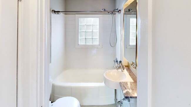 Building Photo - 1919 Nassau Blvd