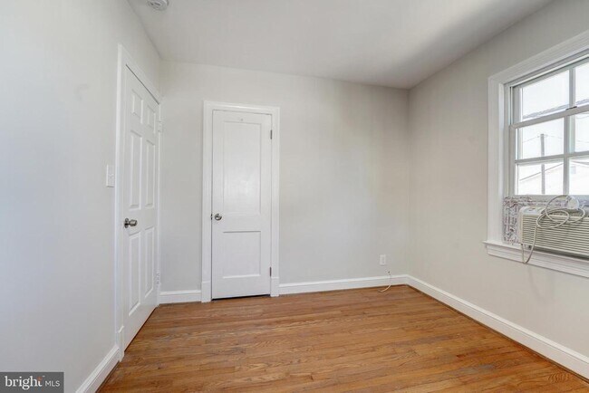 Building Photo - 4607 N Carlin Springs Rd