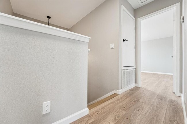 Building Photo - 429 Atlantis