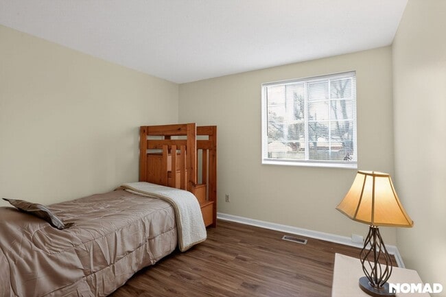 Building Photo - 603 Dellinger Dr